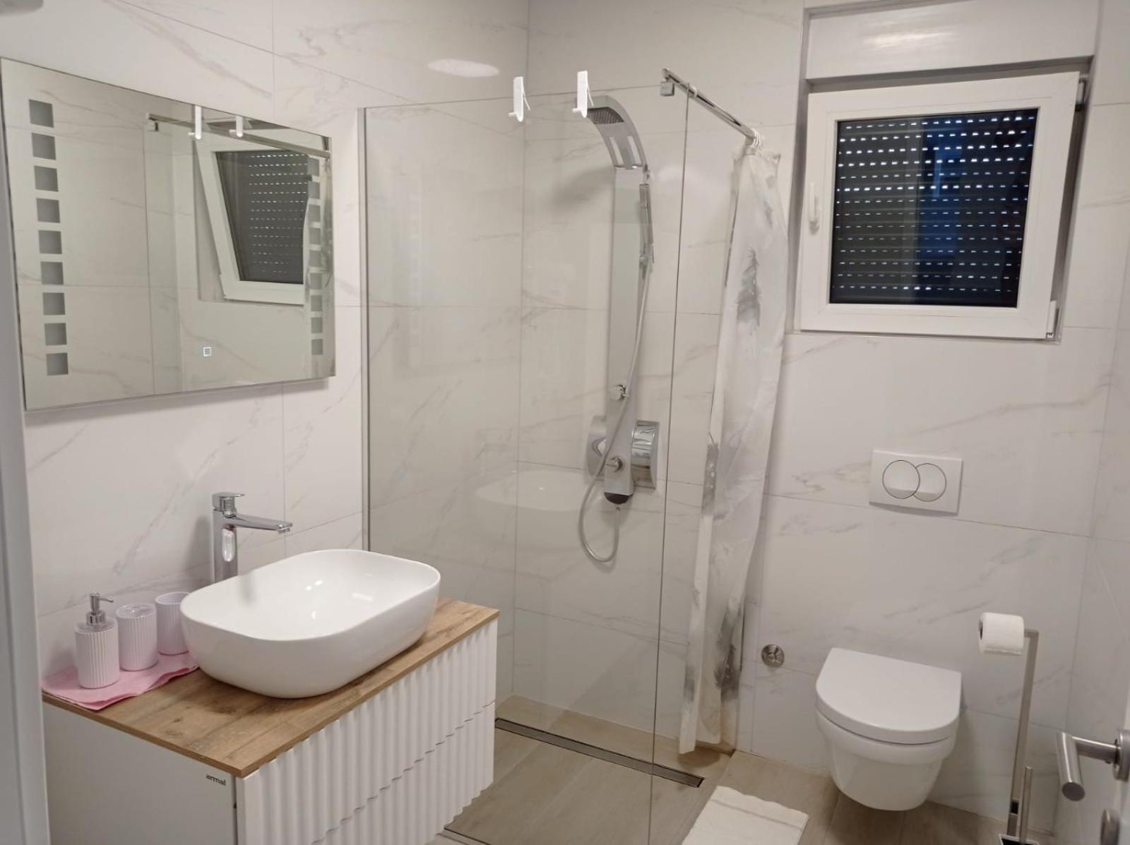 S Apartment *
